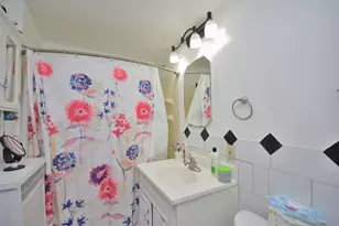 2148 S 33rd St, Milwaukee, WI 53215 - Photo 15