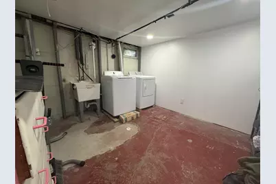 1125 E Wisconsin St, Delavan, WI 53115 - Photo 11