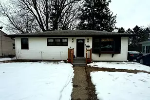 1125 E Wisconsin St, Delavan, WI 53115 - Photo 1