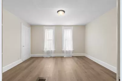 118 E North Ave, Milwaukee, WI 53212 - Photo 19