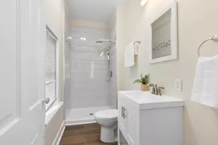 118 E North Ave, Milwaukee, WI 53212 - Photo 11