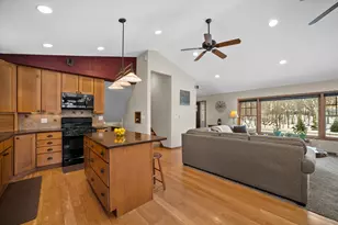 N2W27474 Arrowhead Trail, Pewaukee, WI 53188 - Photo 11