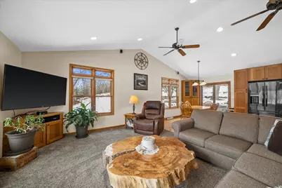 N2W27474  Arrowhead Trl, Pewaukee, WI 53188 - Photo 5