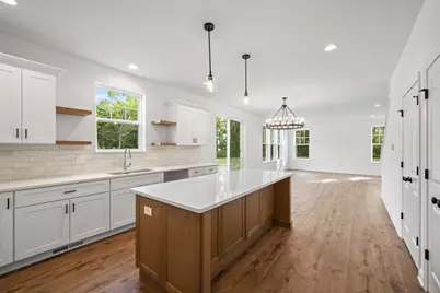 1007  Fairway Dr, Twin Lakes, WI 53181 - Photo 5