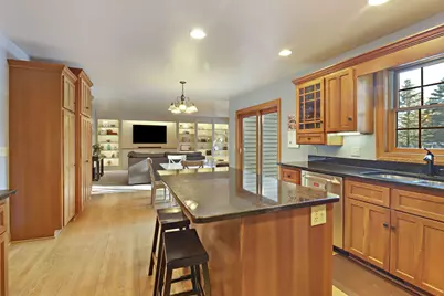 1100  Cooper Hawk Dr, Burlington, WI 53105 - Photo 11