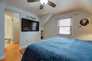 1291 Martha Washington Dr, Wauwatosa, WI 53213 - Photo 9