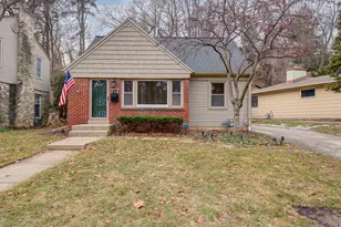 1291 Martha Washington Dr, Wauwatosa, WI 53213 - Photo 33