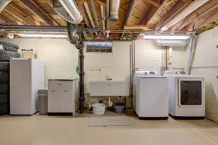 1291 Martha Washington Dr, Wauwatosa, WI 53213 - Photo 41