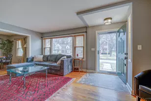 1291 Martha Washington Dr, Wauwatosa, WI 53213 - Photo 3