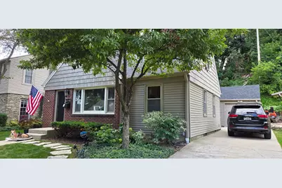 1291  Martha Washington Dr, Wauwatosa, WI 53213 - Photo 1