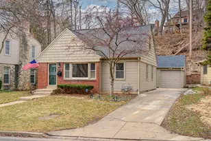 1291 Martha Washington Dr, Wauwatosa, WI 53213 - Photo 37