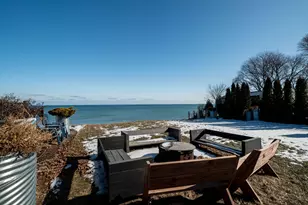 2533 Lakeshore Dr, Sheboygan, WI 53081 - Photo 7