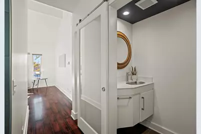 2533  Lakeshore Dr, Sheboygan, WI 53081 - Photo 29