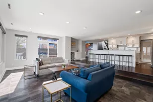 2533 Lakeshore Dr, Sheboygan, WI 53081 - Photo 35