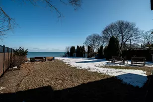 2533 Lakeshore Dr, Sheboygan, WI 53081 - Photo 31