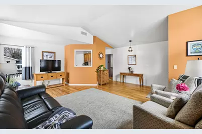 361 S Buckingham Blvd, Whitewater, WI 53190 - Photo 7