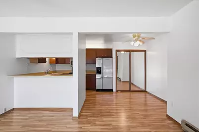 3195 W Mangold Ave #D, Greenfield, WI 53221 - Photo 7