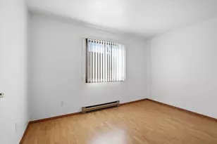 3195 W Mangold Ave, Greenfield, WI 53221 - Photo 11