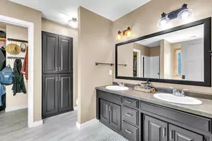 633 S Neumeyer Ln, Rockland, WI 54110 - Photo 15