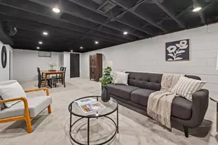 11737 N Ridgeway Ave, Mequon, WI 53097 - Photo 25