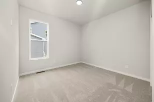 1141 Mt Vernon Dr, Hartford, WI 53027 - Photo 35