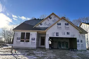 1141 Mt Vernon Dr, Hartford, WI 53027 - Photo 1