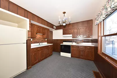 10308 W Washington St, West Allis, WI 53214 - Photo 13