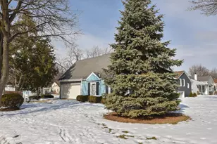 10308 W Washington St, West Allis, WI 53214 - Photo 3