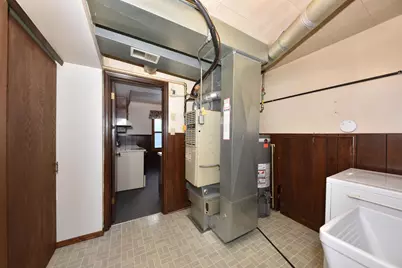 10308 W Washington St, West Allis, WI 53214 - Photo 29