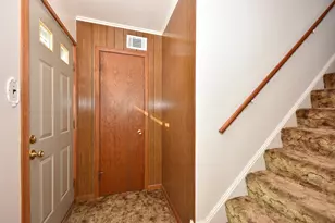 10308 W Washington St, West Allis, WI 53214 - Photo 5