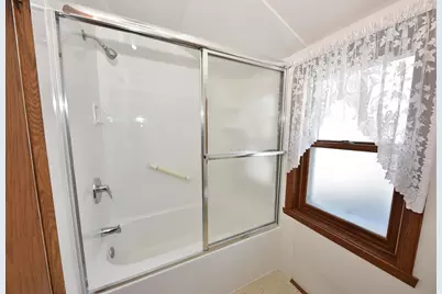 10308 W Washington St, West Allis, WI 53214 - Photo 21