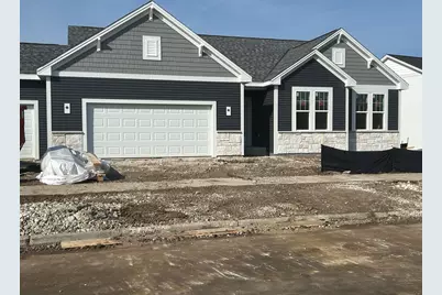9561 S Sophia Ct, Franklin, WI 53132 - Photo 1