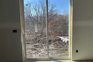 9561 S Sophia Ct, Franklin, WI 53132 - Photo 11