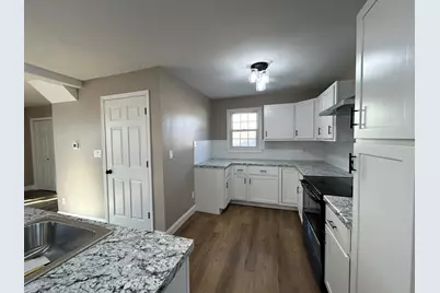 4444 N 26th St, Milwaukee, WI 53209 - Photo 5