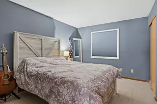 1356 Greenhedge Rd, Pewaukee, WI 53072 - Photo 9