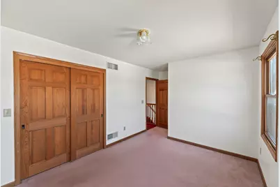 243  Royal Oak Ct, Pewaukee, WI 53072 - Photo 37