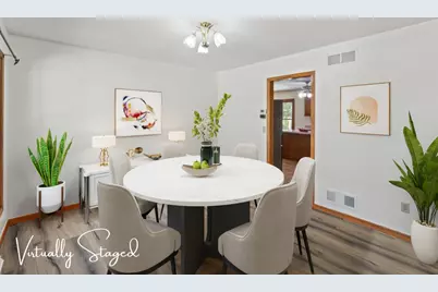 243  Royal Oak Ct, Pewaukee, WI 53072 - Photo 15