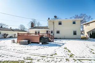 1574 Parkway Dr, Port Washington, WI 53074 - Photo 19