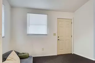 328 8th St, La Crosse, WI 54601 - Photo 31