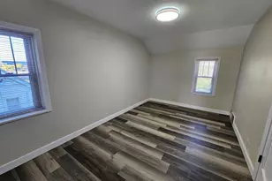 4800 W Green Tree Rd, Milwaukee, WI 53223 - Photo 11