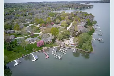 N23W28271  Beach Park Cir, Delafield, WI 53072 - Photo 29