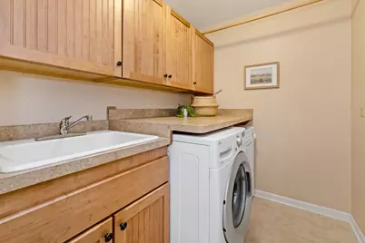 N23W28271  Beach Park Cir, Delafield, WI 53072 - Photo 21