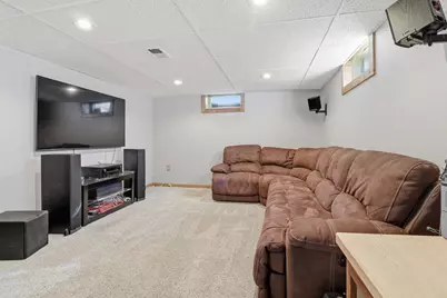 3947 E Adams Ave, Cudahy, WI 53110 - Photo 15