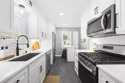 5281 N Kent Ave, Whitefish Bay, WI 53217 - Photo 13