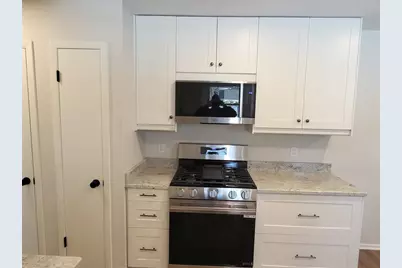 2465  Lionel Ct, Brookfield, WI 53045 - Photo 11