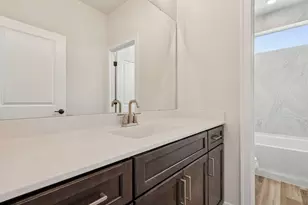 W221N4564 Timber Ct, Pewaukee, WI 53072 - Photo 11