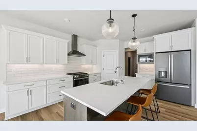 W221N4564  Timber Ct #Lt175, Pewaukee, WI 53072 - Photo 5