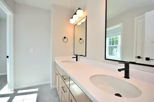 W199N5253 Ponderosa Ct, Menomonee Falls, WI 53051 - Photo 27