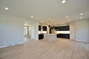 W199N5253 Ponderosa Ct, Menomonee Falls, WI 53051 - Photo 5