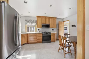 2529 S 66th St, Milwaukee, WI 53219 - Photo 9